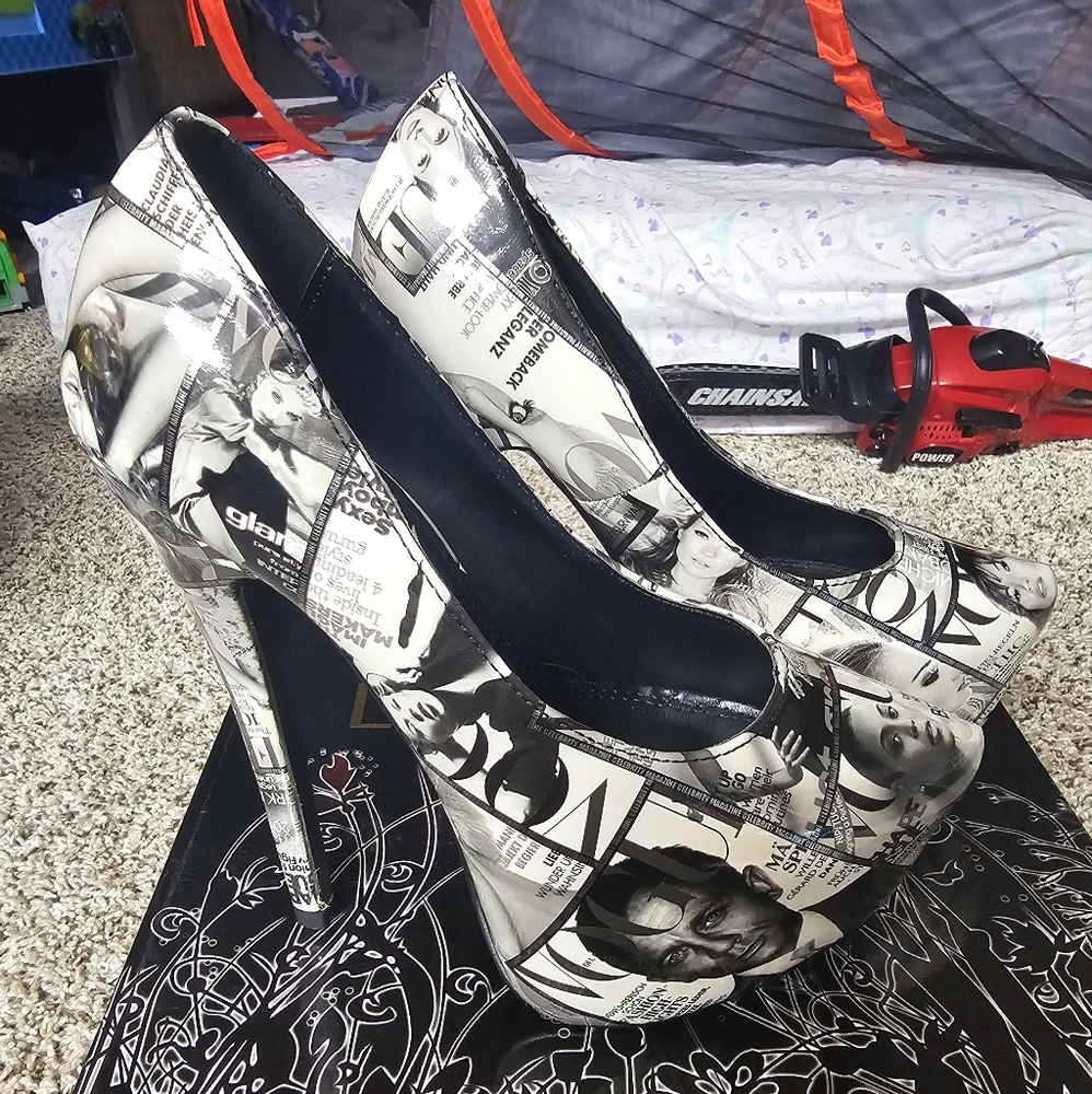 Liliana size 5.5 high heel shoe